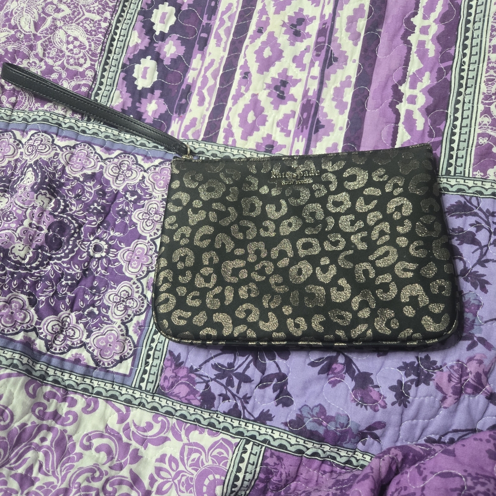 Chic Black and Gold Leopard Wristlet